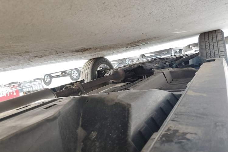 Used Haval H6 2021 Sport Edition 1.5T Automatic Elite Smart Connectivity Model with Hexagonal Grille Left Side Sill
