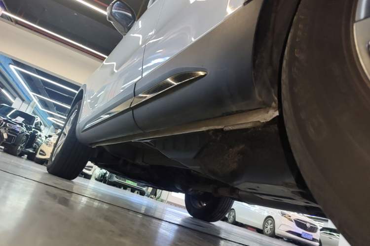 Used Haval H6 2021 National Trend Edition 1.5T Automatic Champion Version Left Side Sill