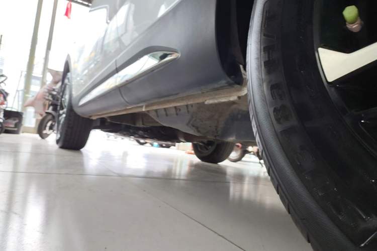 Used Haval H6 2021 National Trend Edition 1.5T Automatic Urban Version Left Side Sill