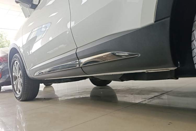 Used Haval H6 2021 China Trend Edition 1.5 GDIT Automatic Champion Version Left Side Sill