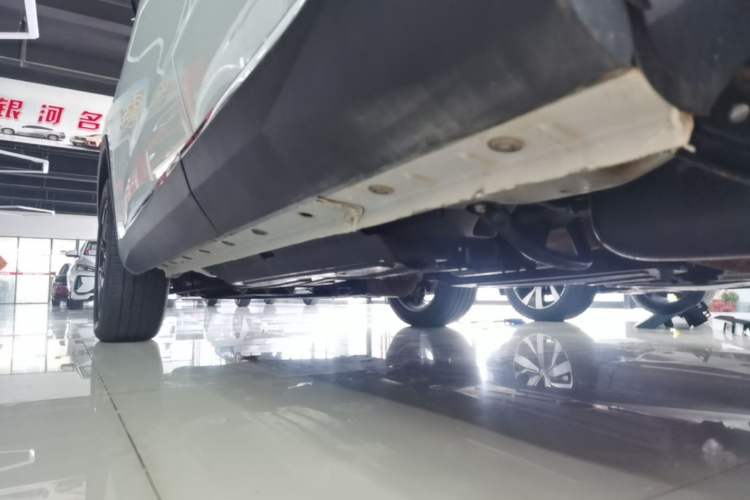 Used Haval H6 2021 3rd Generation 2.0T Automatic All-Wheel Drive Max Left Side Sill