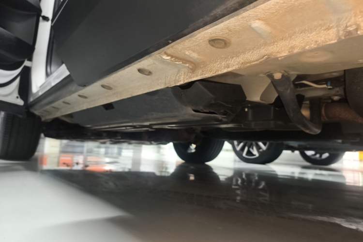 Used Haval H6 2021 3rd Generation 2.0T Automatic All-Wheel Drive Max Left Side Sill