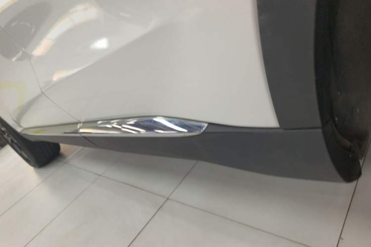 Used Haval H6 2021 3rd Generation 2.0T Automatic Two-Wheel Drive Max Left Side Sill