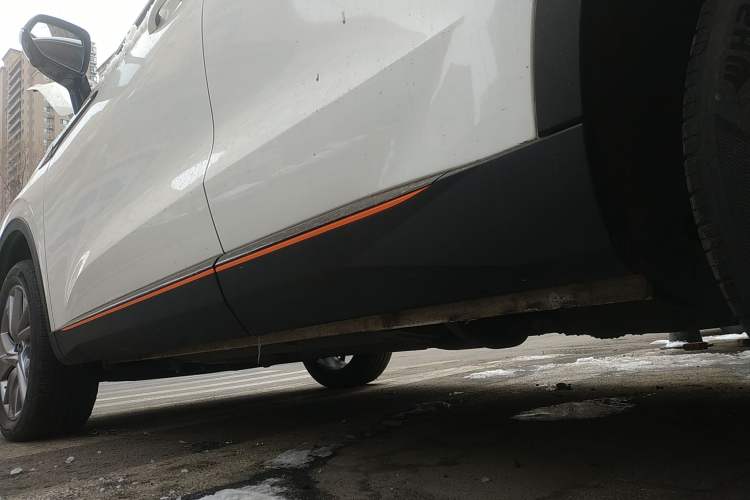 Used Haval H6 2021 3rd Generation 1.5T Automatic Two-Wheel Drive Supreme+ Left Side Sill