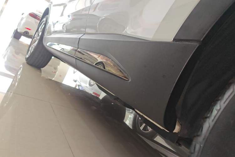Used Haval H6 2021 National Trend Edition 1.5T Automatic Champion Version Left Side Sill
