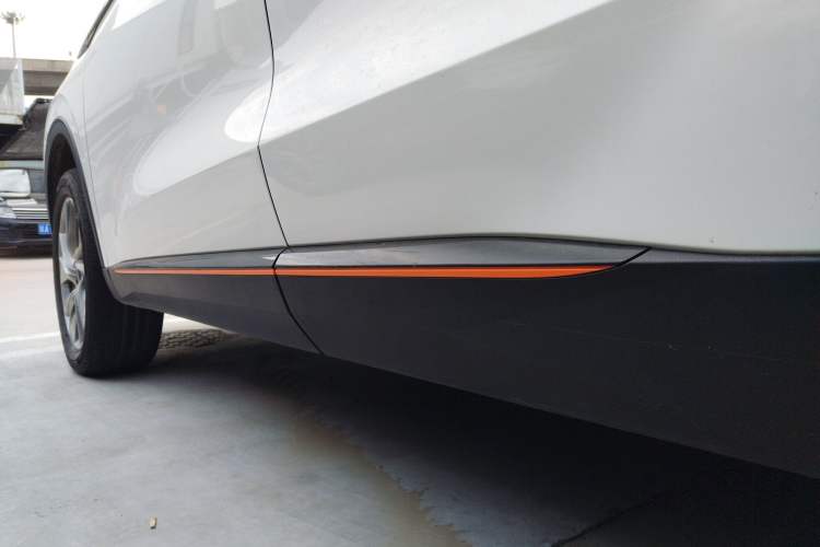 Used Haval H6 2021 3rd Generation 1.5T Automatic Two-Wheel Drive Supreme+ Left Side Sill