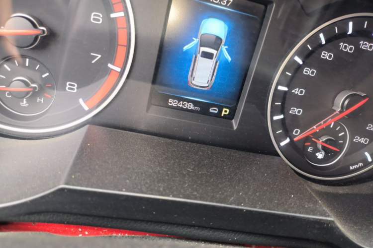 Used Haval H6 2021 Sport Edition 1.5T Automatic Elite Smart Connectivity Model with Hexagonal Grille Odometer Close Up