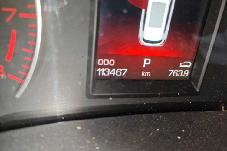 Used Haval H6 2021 2.0 GDIT Automatic Champion Edition Odometer Close Up