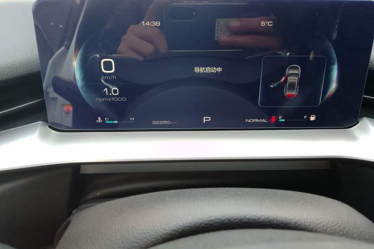 Used Haval H6 2021 3rd Generation 1.5T Automatic Two-Wheel Drive Pro Odometer Close Up