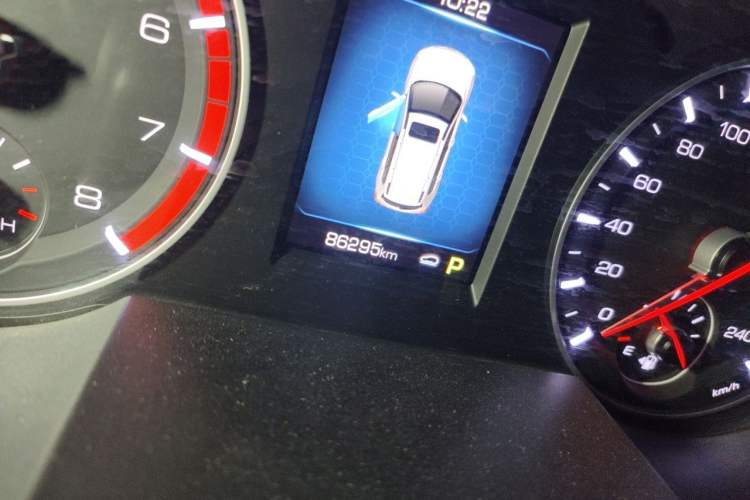 Used Haval H6 2021 Sport Edition 1.5T Automatic Elite Smart Connectivity Model U-Shape Grille Odometer Close Up