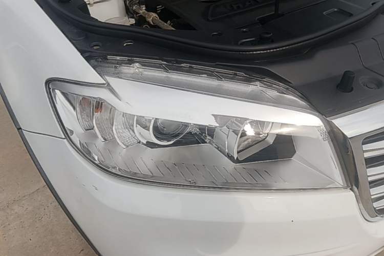 Used Haval H6 2021 Sport Edition 1.5T Automatic Elite Smart Connectivity Model U-Shape Grille Right Front Headlight
