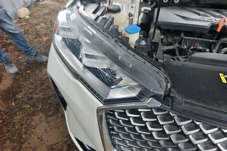 Used Haval H6 2021 3rd Generation 1.5T Automatic Two-Wheel Drive Max Right Front Headlight