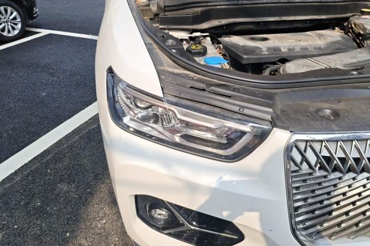 Used Haval H6 2021 2.0 GDIT Automatic GT Luxury Edition Right Front Headlight