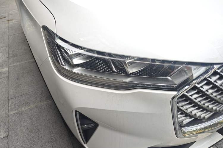 Used Haval H6 2021 3rd Generation 1.5T Automatic Two-Wheel Drive Max Right Front Headlight