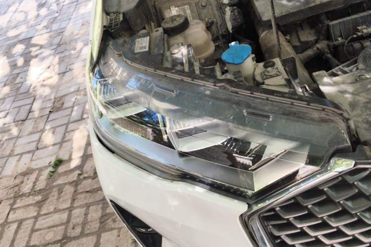 Used Haval H6 2021 3rd Generation 1.5T Automatic Two-Wheel Drive Max Right Front Headlight