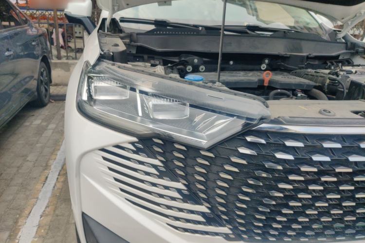 Used Haval H6 2021 3rd Generation 1.5T Automatic Two-Wheel Drive Supreme+ Right Front Headlight
