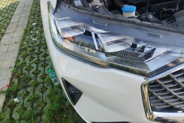 Used Haval H6 2021 3rd Generation 1.5T Automatic Two-Wheel Drive Max Right Front Headlight