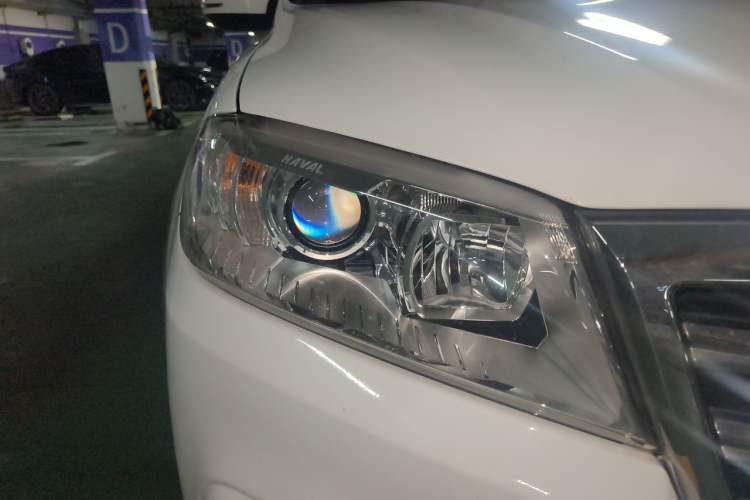 Used Haval H6 2021 Sport Edition 1.5T Automatic Elite Smart Connectivity Model U-Shape Grille Right Front Headlight