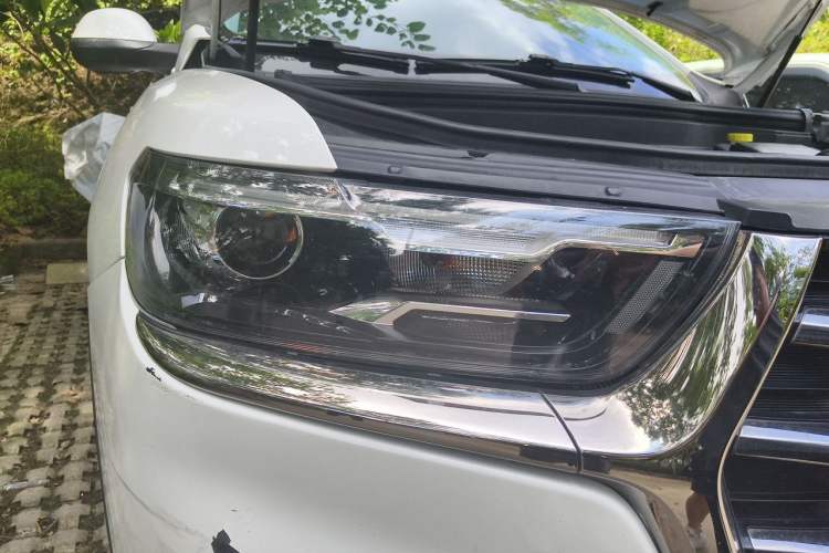 Used Haval H6 2021 National Trend Edition 1.5T Automatic Urban Version Right Front Headlight
