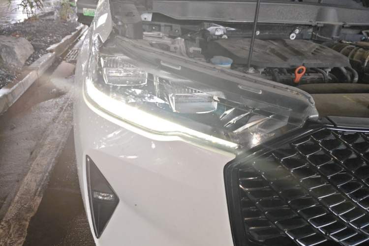 Used Haval H6 2021 3rd Generation 2.0T Automatic Two-Wheel Drive Max Right Front Headlight