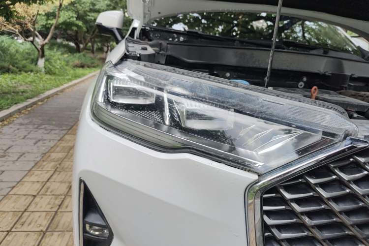 Used Haval H6 2021 3rd Generation 1.5T Automatic Two-Wheel Drive Max Right Front Headlight