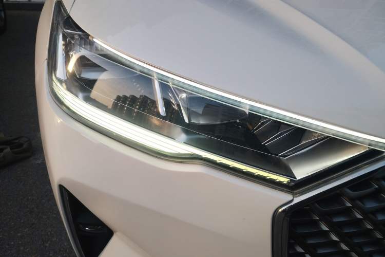 Used Haval H6 2021 3rd Generation 1.5T Automatic Two-Wheel-Drive Supreme Right Front Headlight