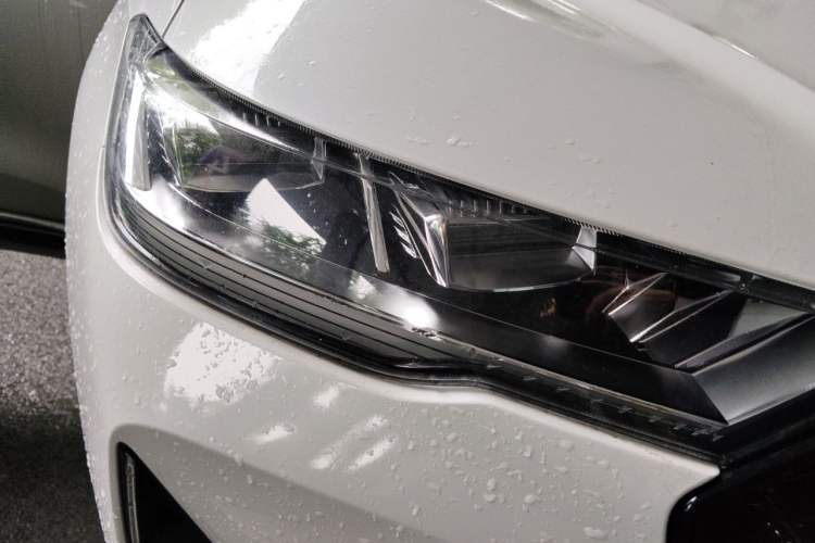 Used Haval H6 2021 3rd Generation 2.0T Automatic Two-Wheel Drive Max Right Front Headlight