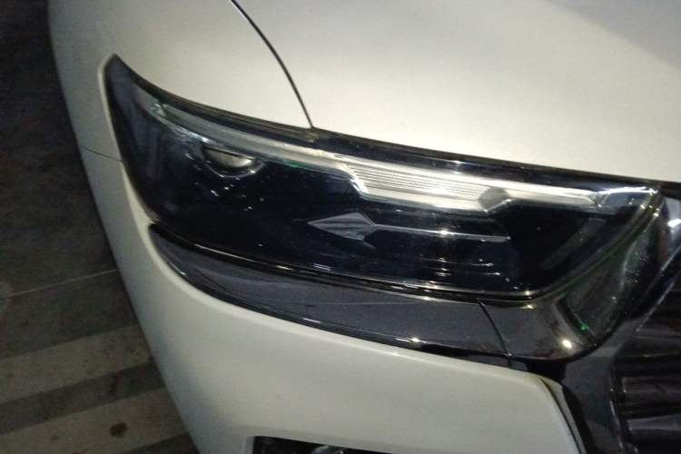Used Haval H6 2021 National Trend Edition 1.5T Automatic Urban Version Right Front Headlight