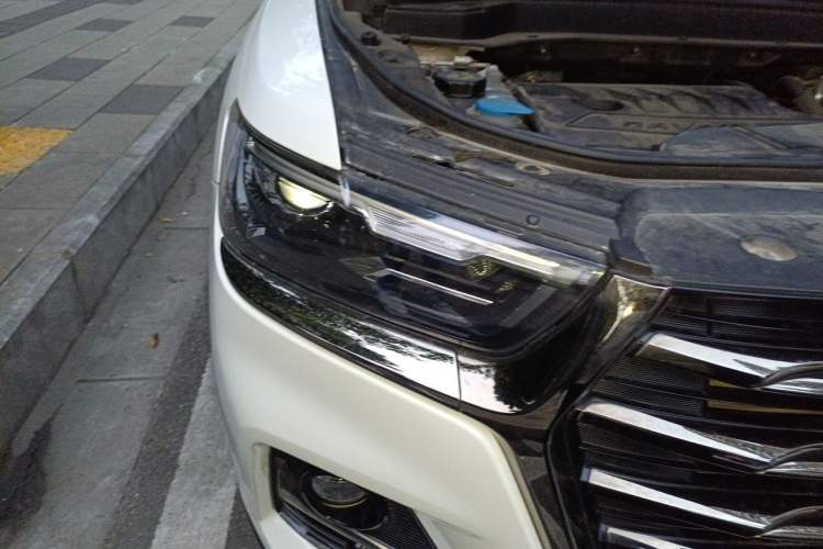 Used Haval H6 2021 National Trend Edition 1.5T Automatic Champion Version Right Front Headlight