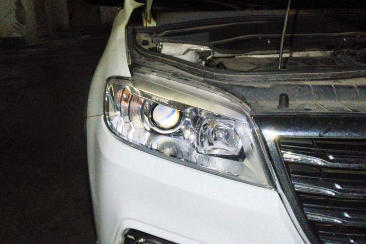Used Haval H6 2021 Sport Edition 1.5T Automatic Elite Smart Connectivity Model U-Shape Grille Right Front Headlight