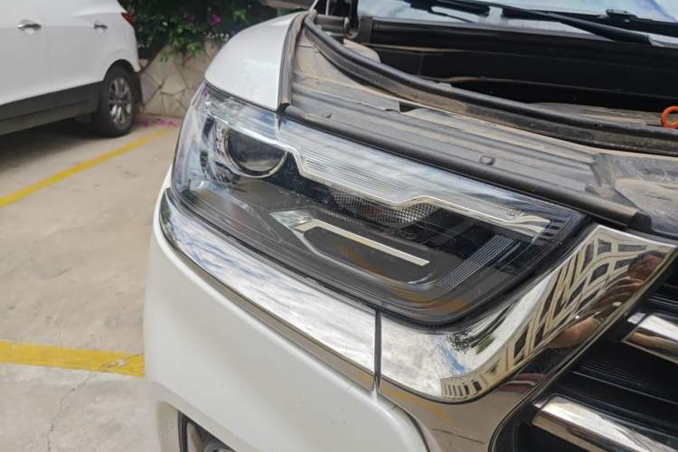 Used Haval H6 2021 China Trend Edition 1.5 GDIT Automatic Champion Version Right Front Headlight