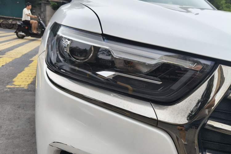 Used Haval H6 2021 National Trend Edition 1.5T Automatic Champion Version Right Front Headlight