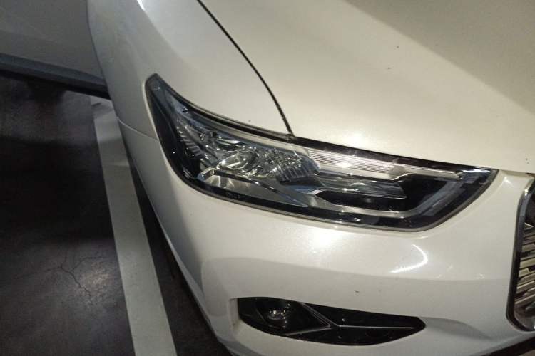 Used Haval H6 2021 1.5 GDIT Automatic Champion Edition Right Front Headlight