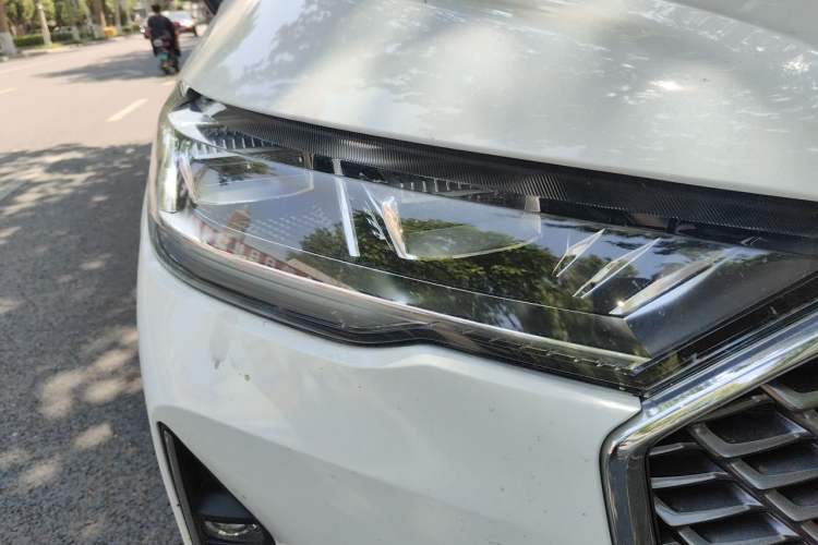 Used Haval H6 2021 3rd Generation 1.5T Automatic Two-Wheel Drive Pro Right Front Headlight