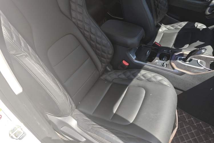 Used Haval H6 2021 1.5 GDIT Automatic Champion Edition Right Front Seat