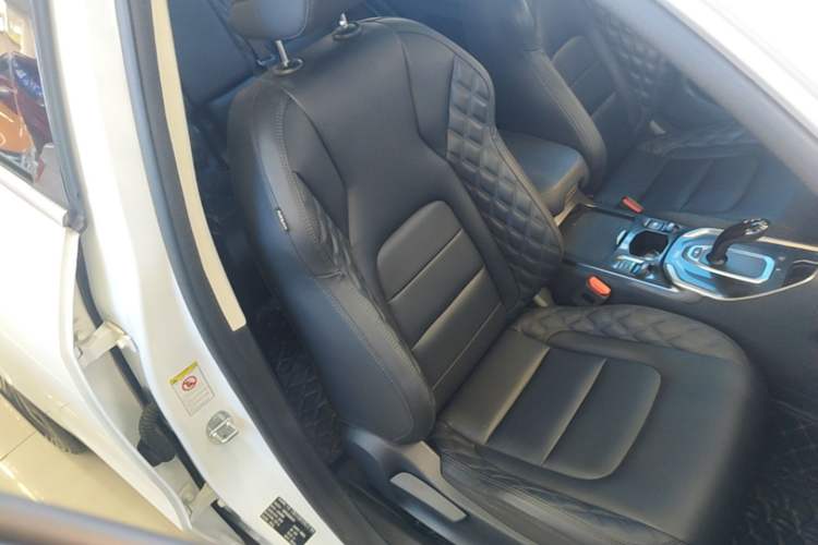 Used Haval H6 2021 1.5 GDIT Automatic Champion Edition Right Front Seat