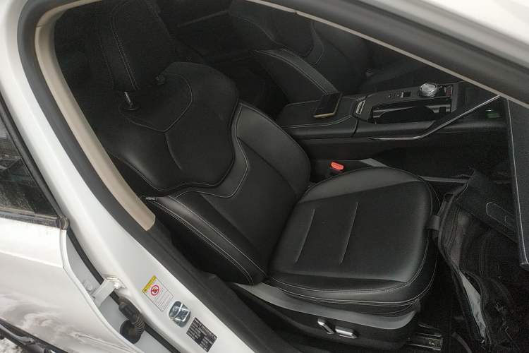 Used Haval H6 2021 3rd Generation 1.5T Automatic Two-Wheel Drive Supreme+ Right Front Seat
