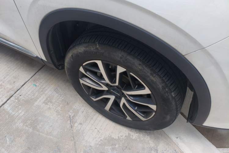Used Haval H6 2021 3rd Generation 1.5T Automatic Two-Wheel Drive Pro Right Front Wheel Hub