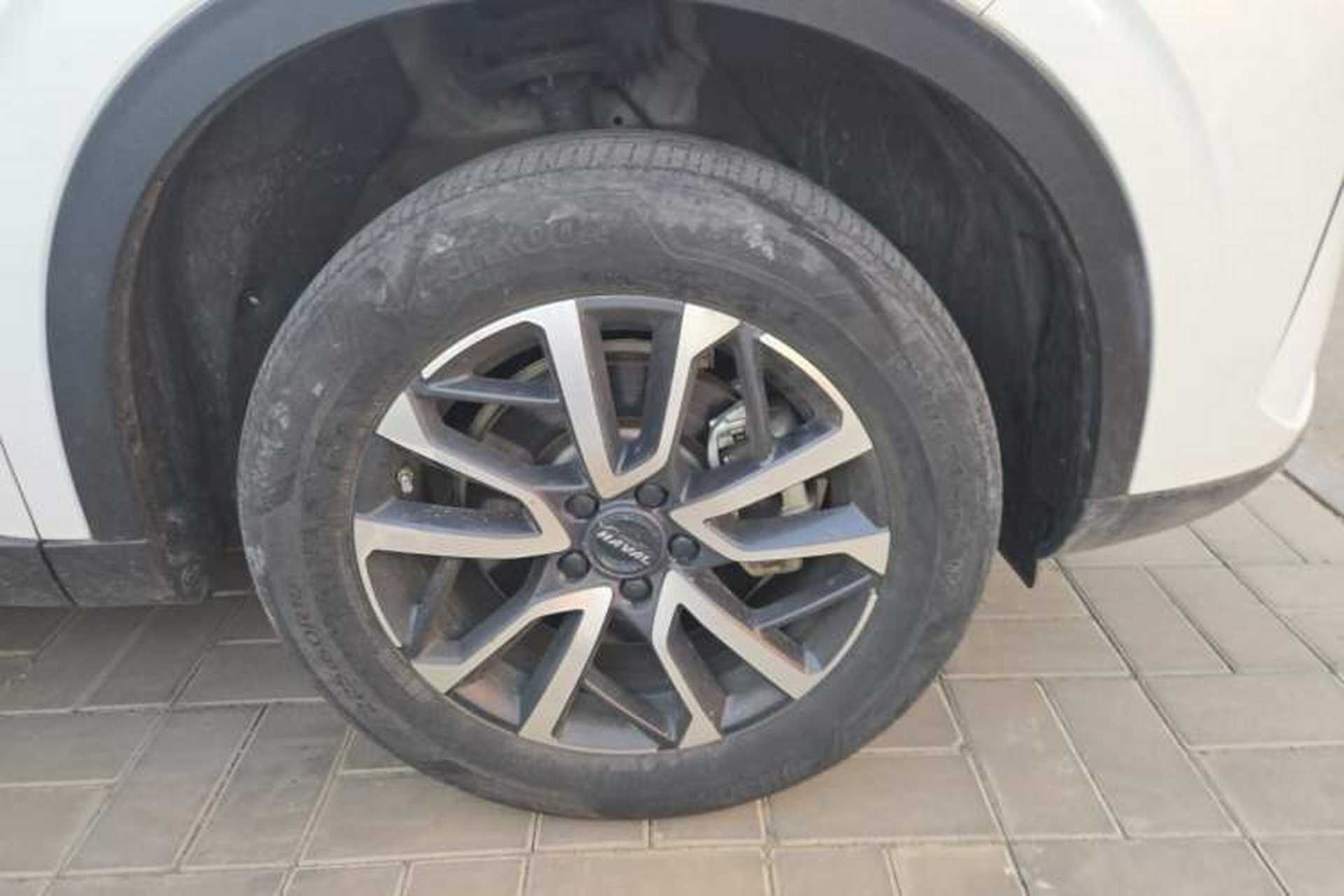Used Haval H6 2021 3rd Generation 1.5T Automatic Two-Wheel Drive Pro Right Front Wheel Hub