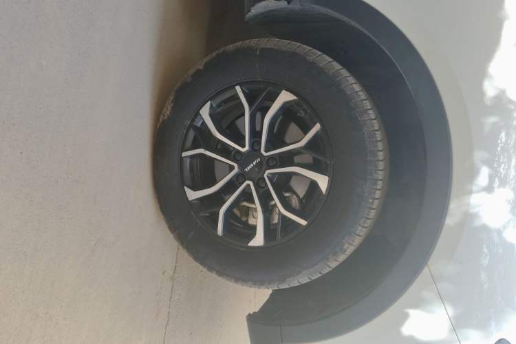 Used Haval H6 2021 National Trend Edition 1.5T Automatic Urban Version Right Front Wheel Hub