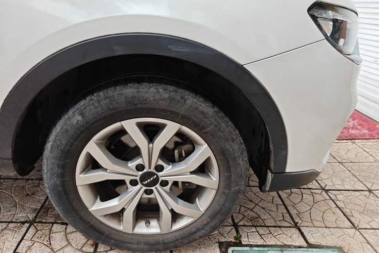 Used Haval H6 2021 National Trend Edition 1.5T Automatic Champion Version Right Front Wheel Hub