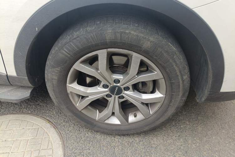 Used Haval H6 2021 National Trend Edition 1.5T Automatic Champion Version Right Front Wheel Hub