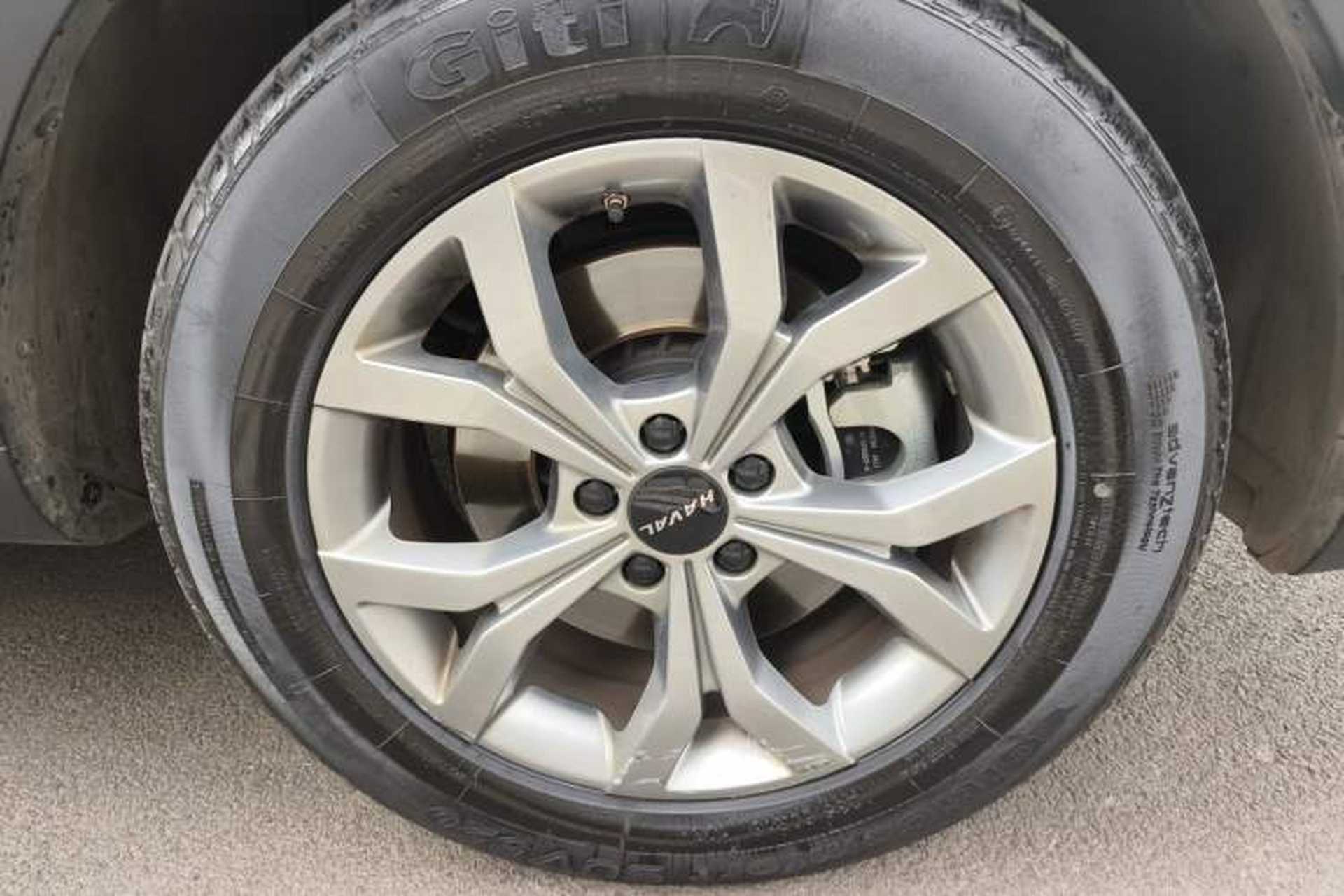 Used Haval H6 2021 National Trend Edition 1.5T Automatic Champion Version Right Front Wheel Hub