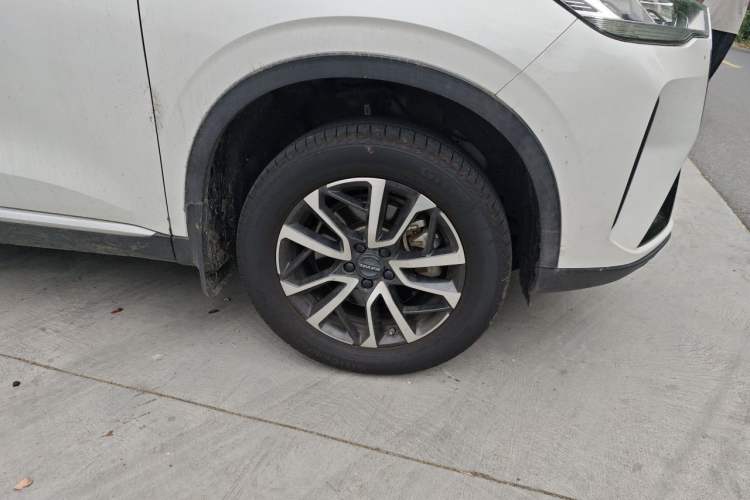 Used Haval H6 2021 3rd Generation 1.5T Automatic Two-Wheel Drive Max Right Front Wheel Hub