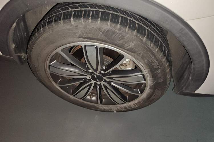 Used Haval H6 2021 1.5T Automatic Champion Edition Right Front Wheel Hub