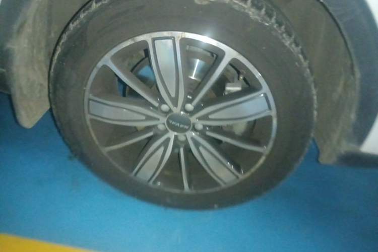 Used Haval H6 2021 1.5T Automatic Urban Edition Right Front Wheel Hub