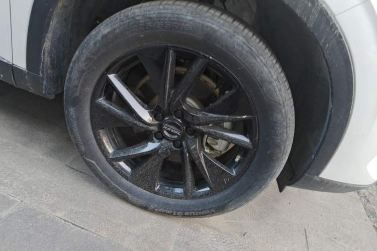 Used Haval H6 2021 3rd Generation 2.0T Automatic Two-Wheel Drive Max Right Front Wheel Hub