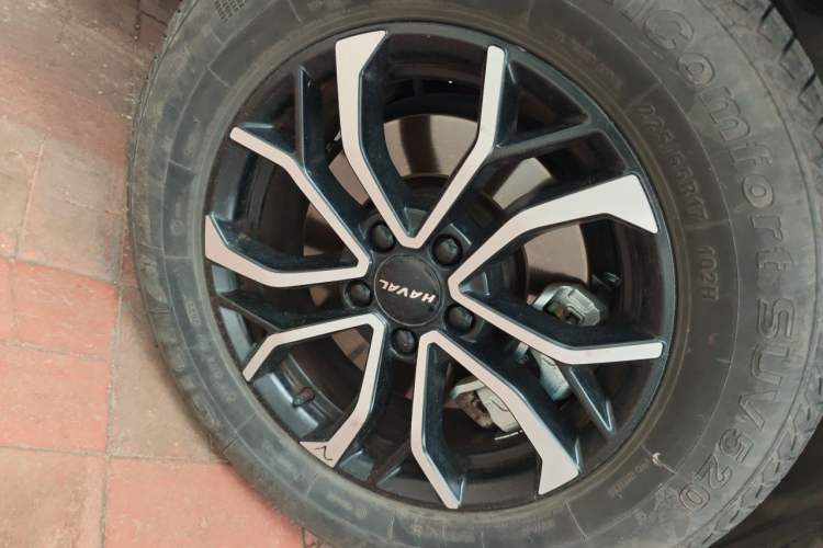 Used Haval H6 2021 National Trend Edition 1.5T Automatic Urban Version Right Front Wheel Hub