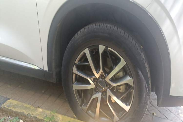 Used Haval H6 2021 3rd Generation 1.5T Automatic Two-Wheel Drive Pro Right Front Wheel Hub