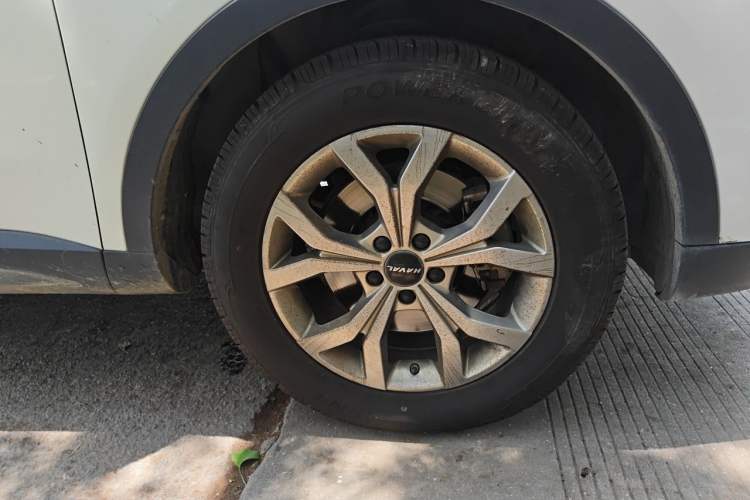Used Haval H6 2021 National Trend Edition 1.5T Automatic Champion Version Right Front Wheel Hub